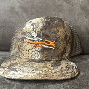 Sitka trucker hat. Optifade Marsh. Worn twice. Like new.